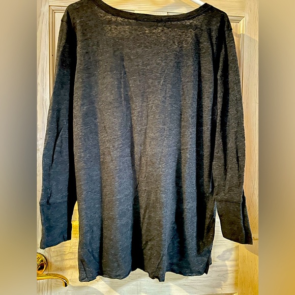 Truly Madly Deeply Long Sleeve Scoop Neck Henley Tee in Dark Gray. Women’s M - Picture 2 of 7